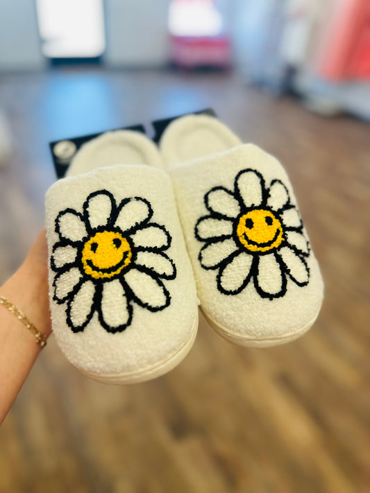 Flower Smiley Slippers 🌼