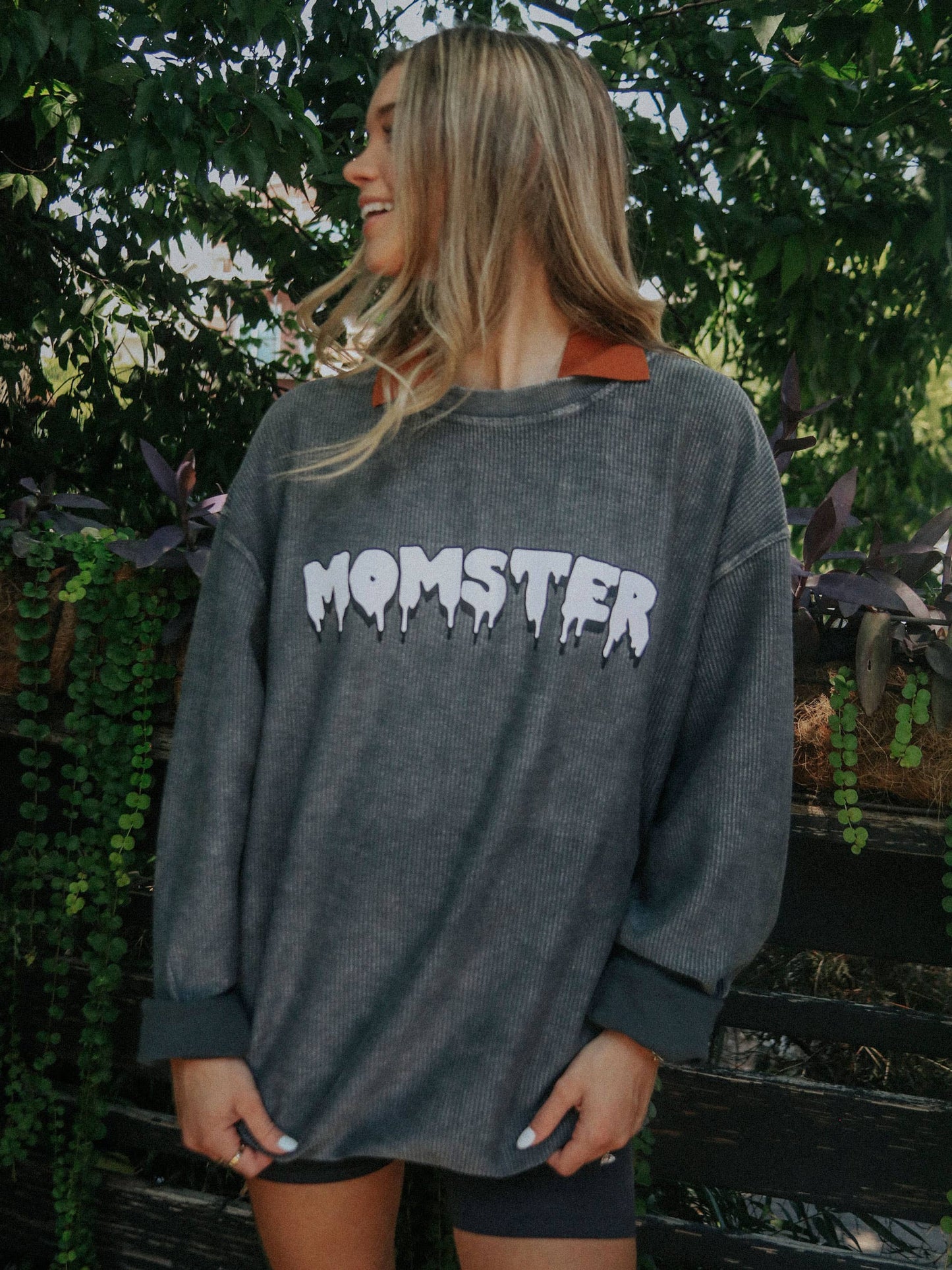 MOMSTER CORDED SWEATSHIRT